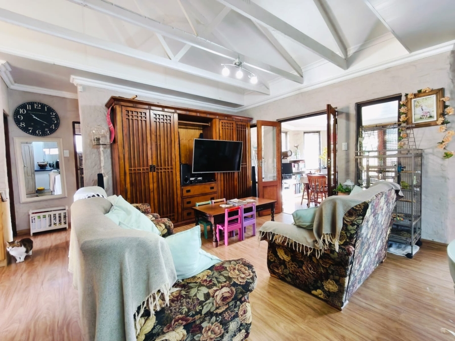3 Bedroom Property for Sale in Mooivallei Park North West